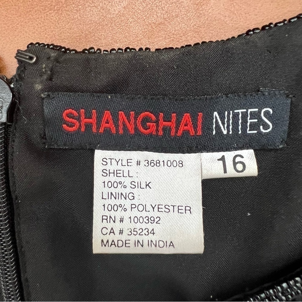 VTG Shanghai Nites Silk Beaded White/Black Top with bugle beads/sequins Size 16 - Picture 4 of 14